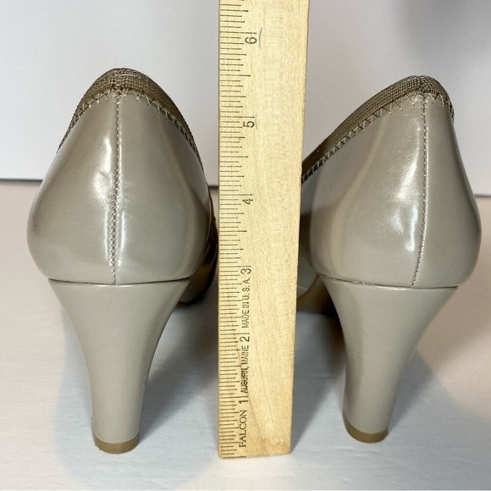 Giani Bernini | Classic Dark Taupe Pumps Heels | Size 7 - Picture 6 of 7
